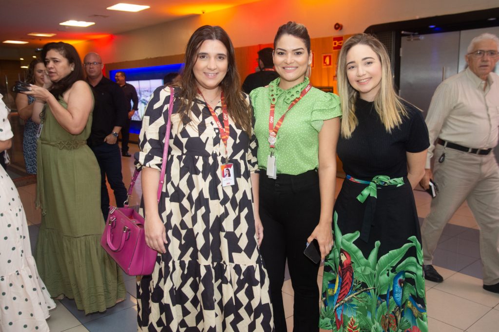 Camilla Maia, Niesia Silveira E Ana Beatriz (2)