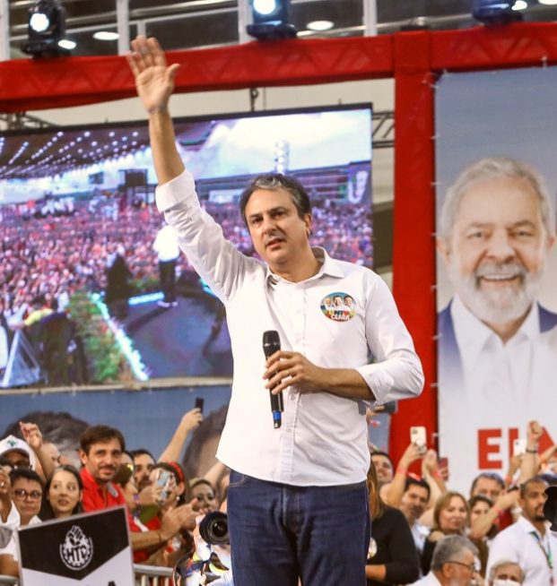 Camilo Santana lidera com folga disputa para o Senado Federal em duas pesquisas