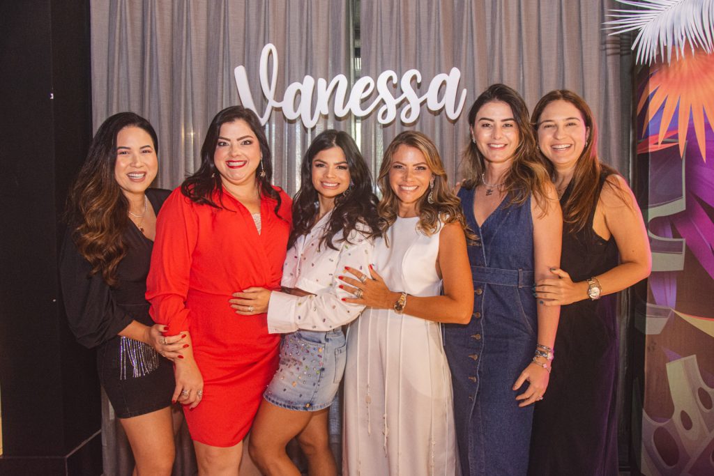 Carol Yamasaki, Viviane Almada, Isabele Temoteo, Vanessa Queiros, Mariana Pimenta E Marcella Feitosa (2)