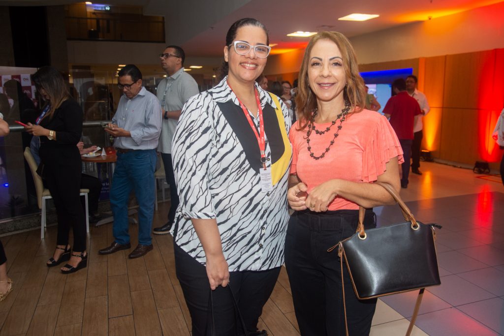 Carolina Sales E Valeria Medeiros