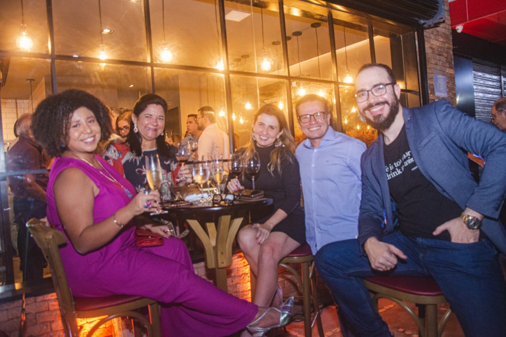 Cinthia Rodrigues, Jeane Castro, Patricia Lins, Otoniel Nascimento E Italo Borges