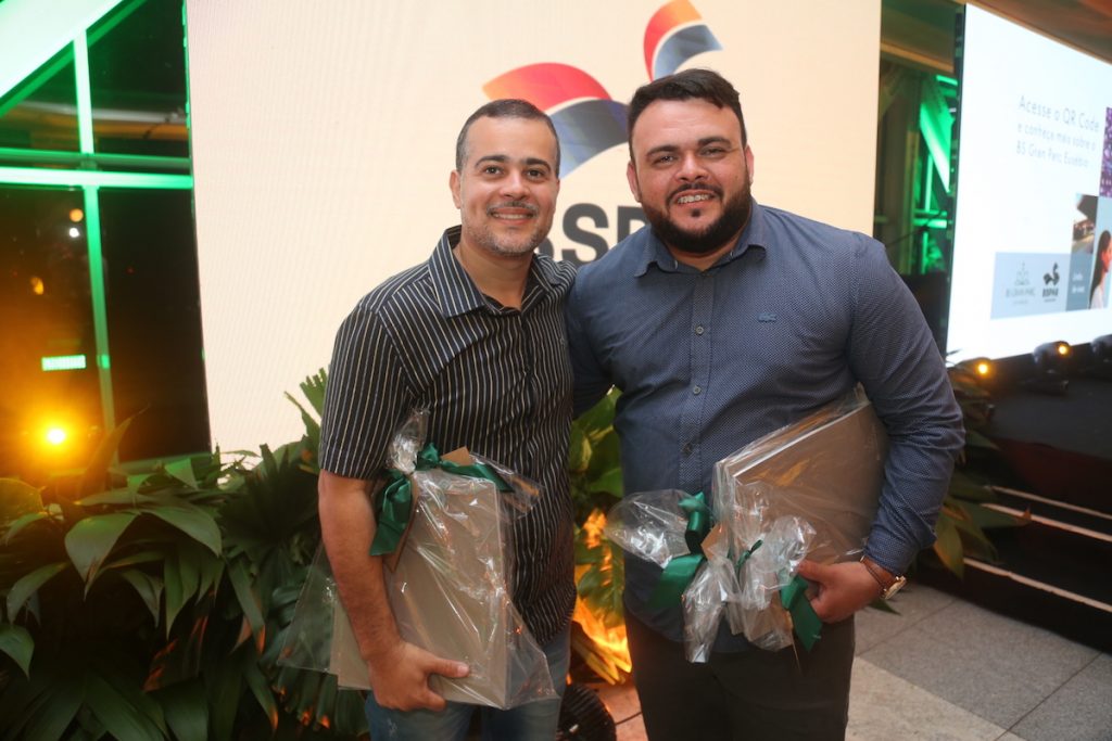 Clayton Nojosa E Bezerra Filho