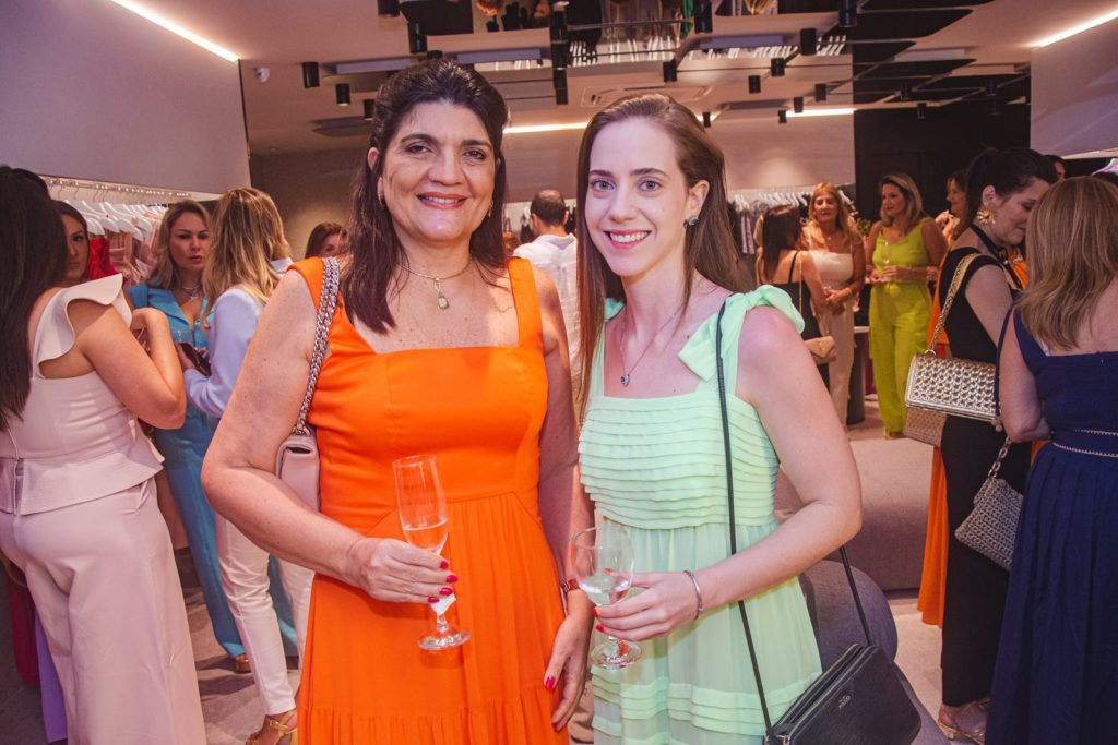 Denise Queiroz E Mariana Castro