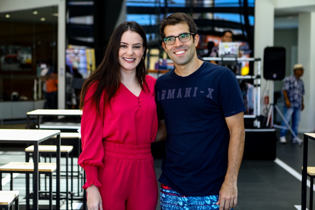Erica Bessa E Henrique Alves