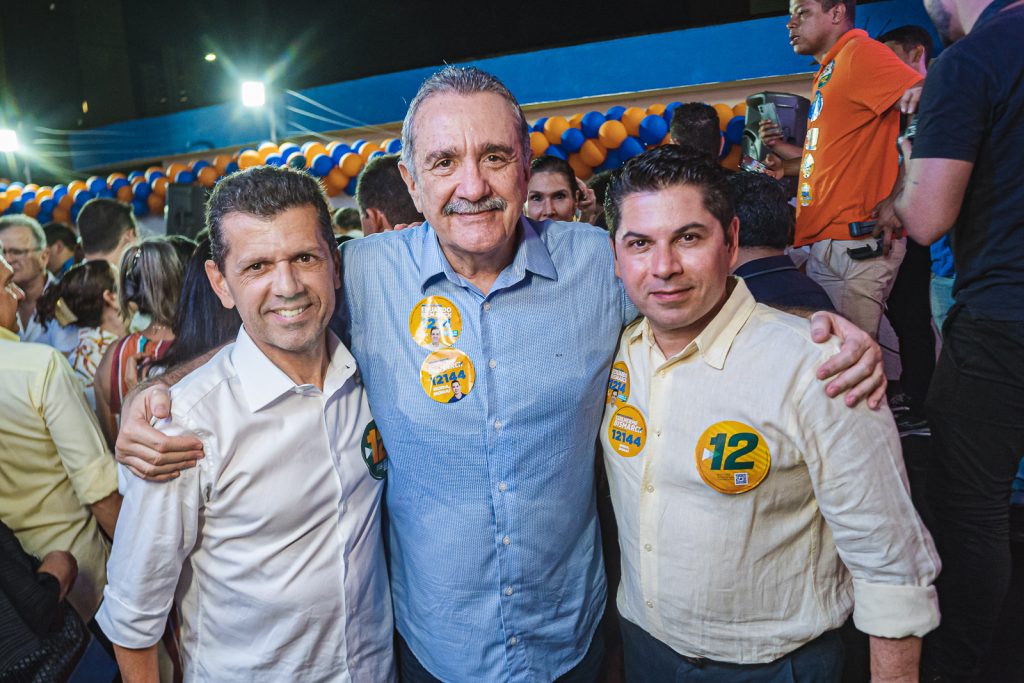 Erick Vasconcelos, Bismarck Maia E Pompeu Vasconcelos