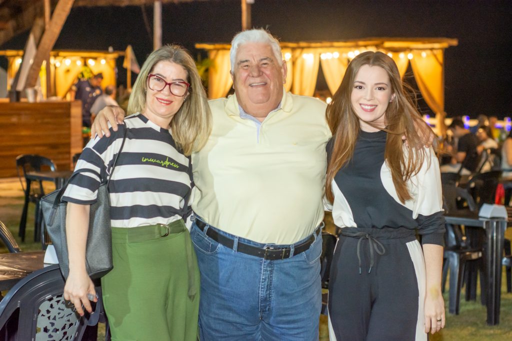 Fabiana Pimentel, Luiz Girão E Bruna Pimentel (1)