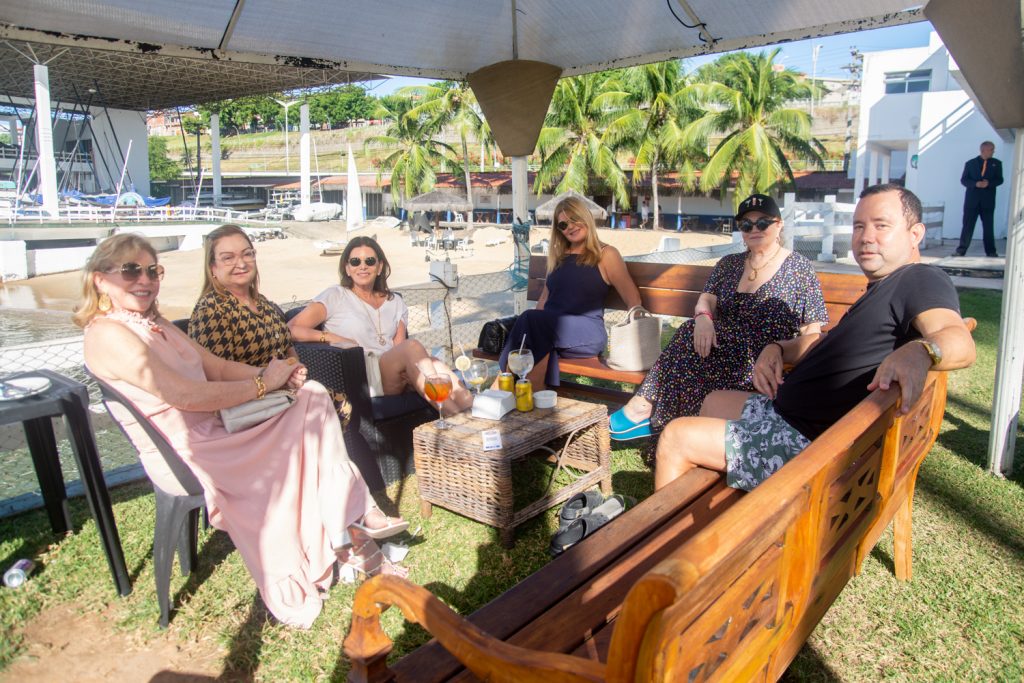Fatima Pita, Mana Luna, Sandra Pinheiro, Cristiane Lima, Lisier Brasileiro E Duduca Fujita