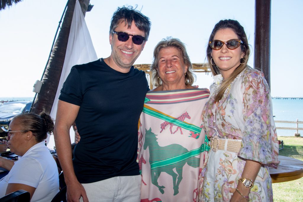 Francisco Marinho, Ana Lucia Mota E Mariana Marinho (6)