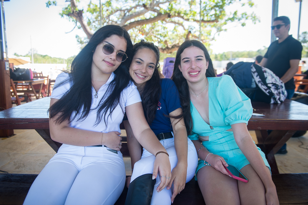 Giulia Serafim, Ivina Marjorie E Magna Holanda (3)