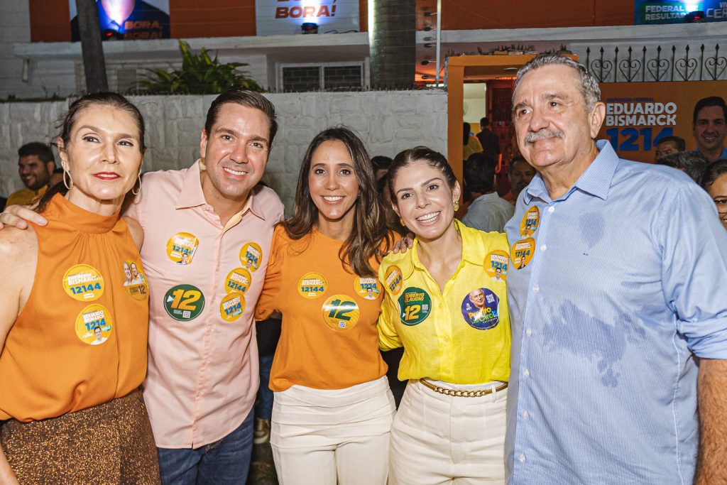 Glaucia Maia, Eduardo Bismarck, Nadia Bismarck, Carol Bezerra E Bismarck Maia (1)
