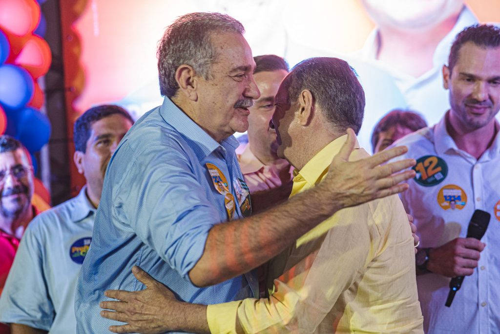 Inauguracao Comite Eduardo Bismarck E Guilherme Bismarck (7)