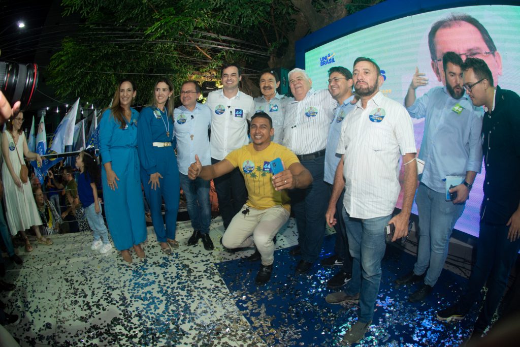 Inauguração Do Comitê De Carlos Matos (14)