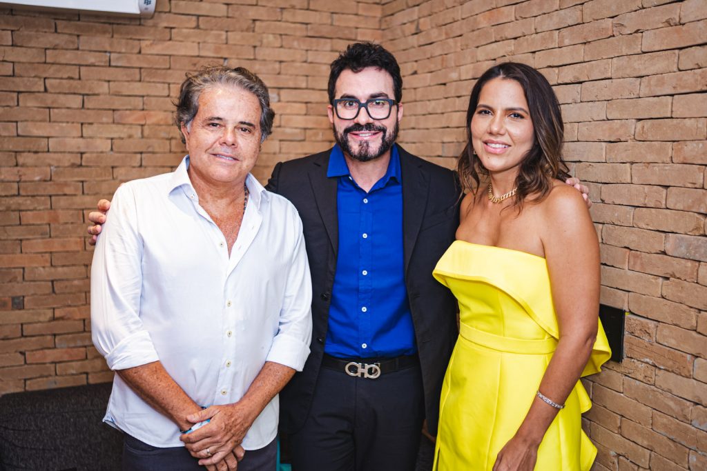 Ivan Bezerra, Padre Fabio De Melho E Ana Carolina Fontinele