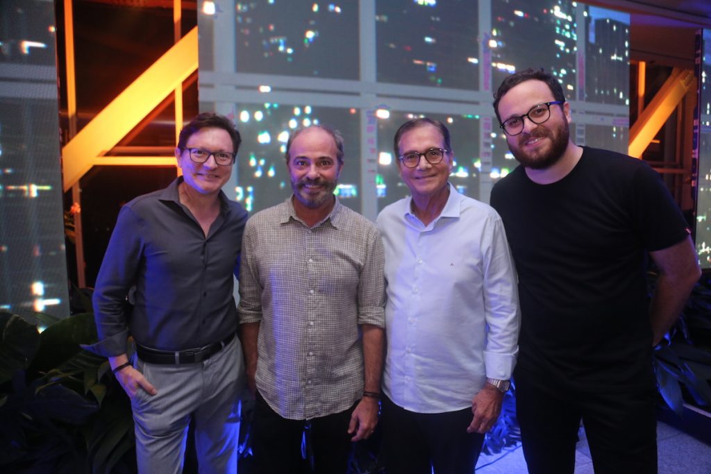 Joélio Araújo, Marcus Novais, Bs E Lucas Novais