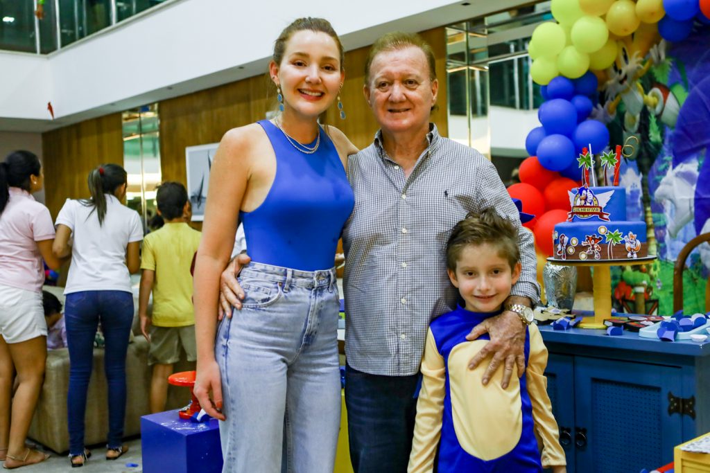 Larissa Furtado, Ney Ferraz E Guilherme Furtado