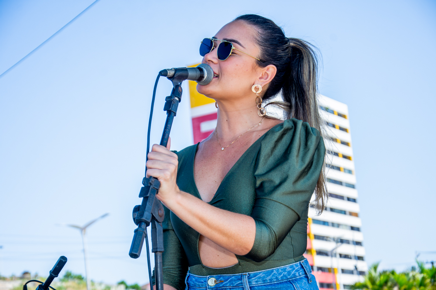 Iate Clube de Fortaleza acelera o ritmo e ferve com os agitos musicais desta semana