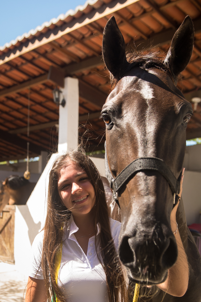 Lívia Holanda Magalhães (17)