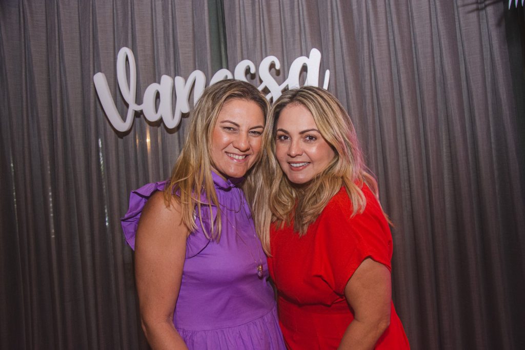 Lorena Albuquerque E Karina Mota