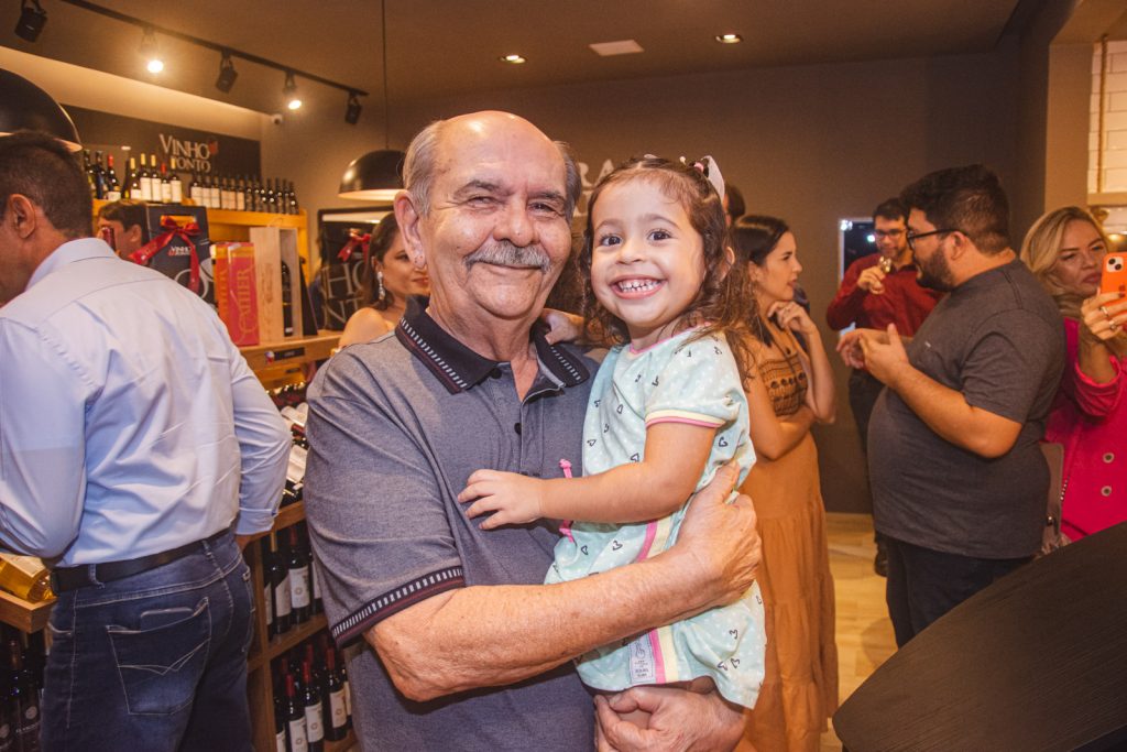 Luis E Cecilia Adjafre (1)