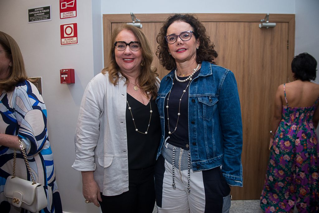 Luiziane Cavalcante E Cristiane Araújo (2)