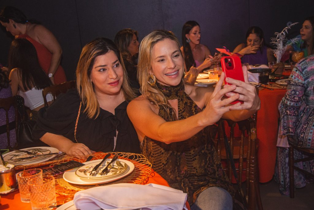 Manu Romcy E Martinha Freire