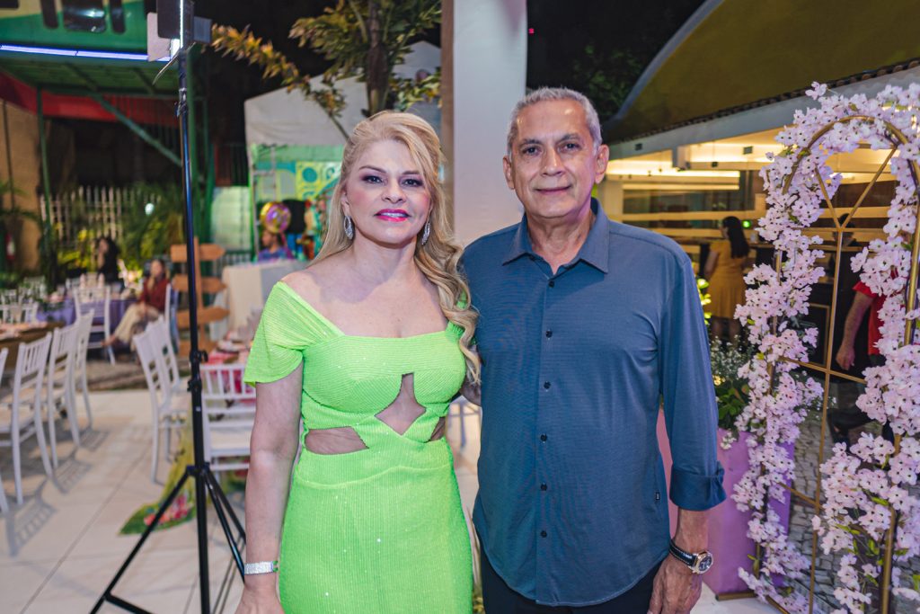 Marisa E Junior Pinto