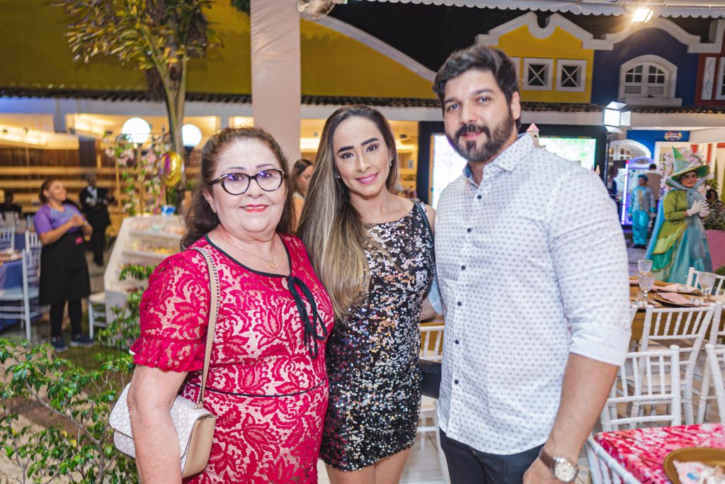 Marusa Frota, Kamilla Frota E Artur Mendes