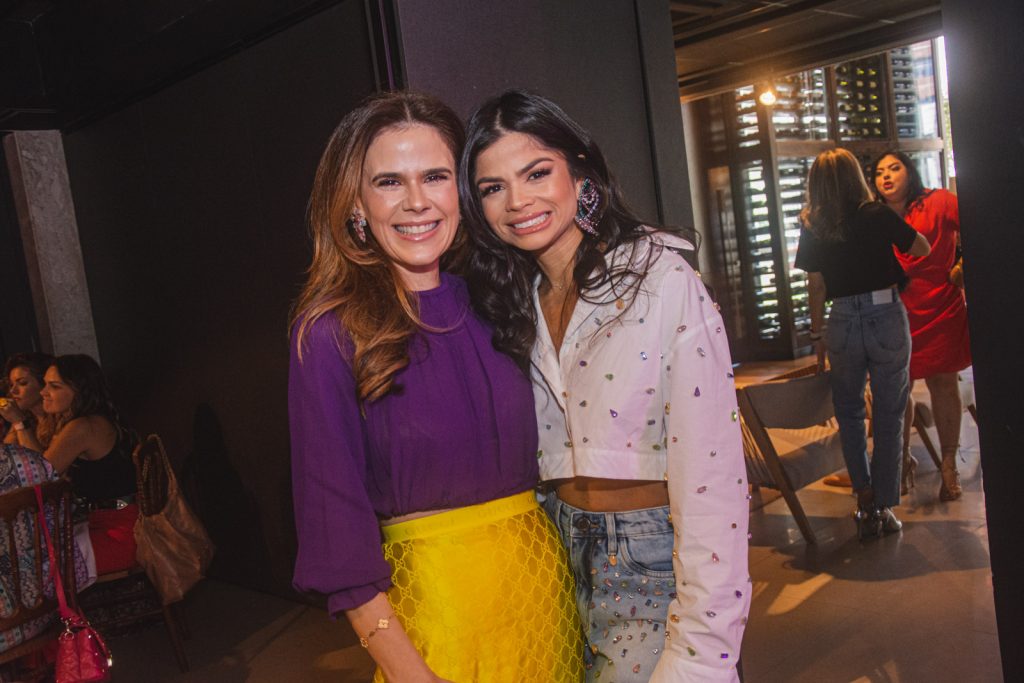 Niedja Bezerra E Isabele Temoteo