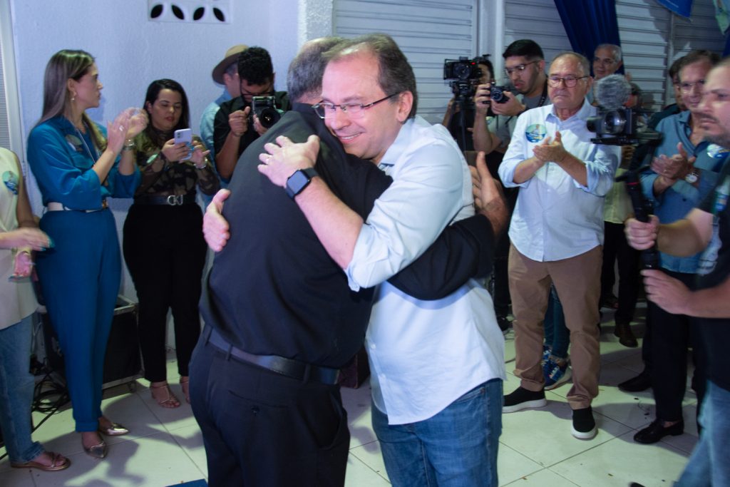 Padre Almeida E Carlos Matos