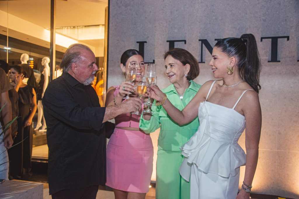 Pedro Carapeba, Maria Clara Negrao, Lenita Negrao E Maria Lucia Negrao (3)