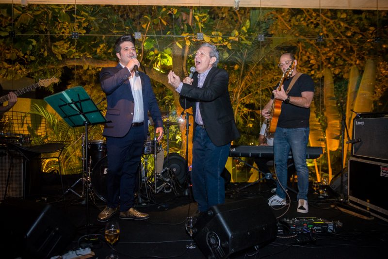 Cheers - Pipo Restaurante serve de cenário para o aniversário de Pedro Gurjão