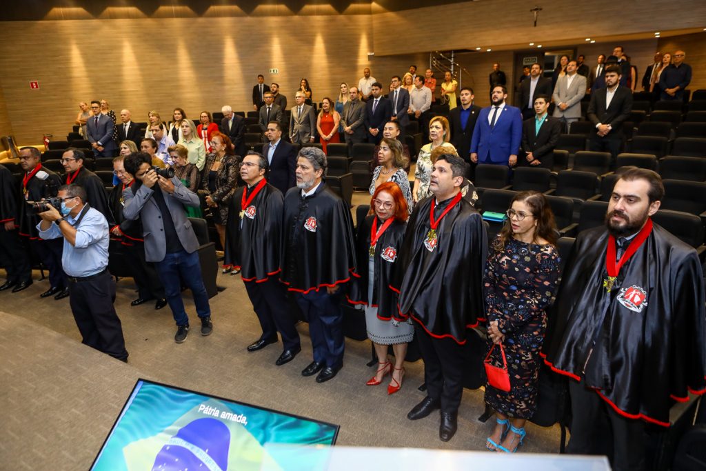 Posse Na Academia Cearense De Dierito (4)