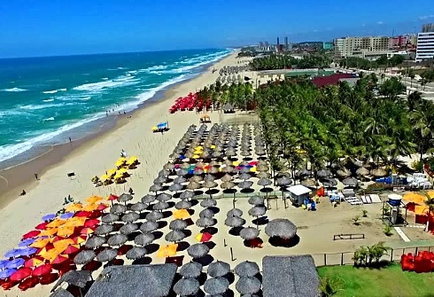 Brasileiros consideram turismo uma das três atividades econômicas mais importantes do país