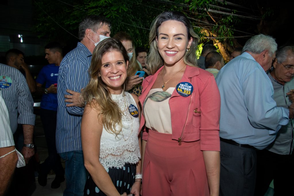 Regina Paz E Catuxa Castelo Branco