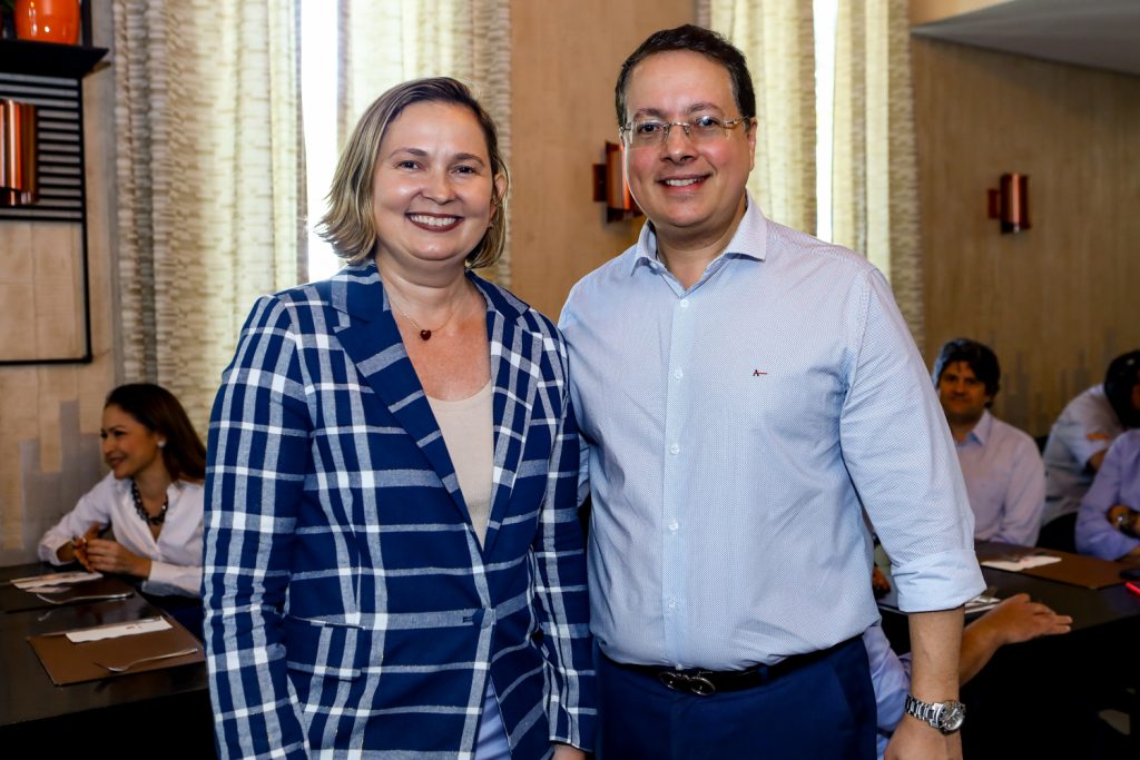 Renata Santiago E Rodrigo Barroso (1)