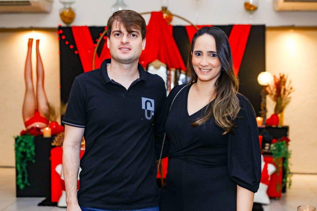 Rerisson Viana E Carolinne Pires