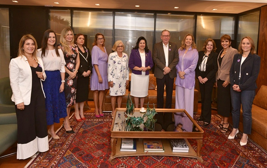 Ricardo Cavalcante anuncia 300 vagas a mulheres em cursos profissionalizantes Ricardo Cavalcante anuncia 300 vagas a mulheres em cursos profissionalizantes