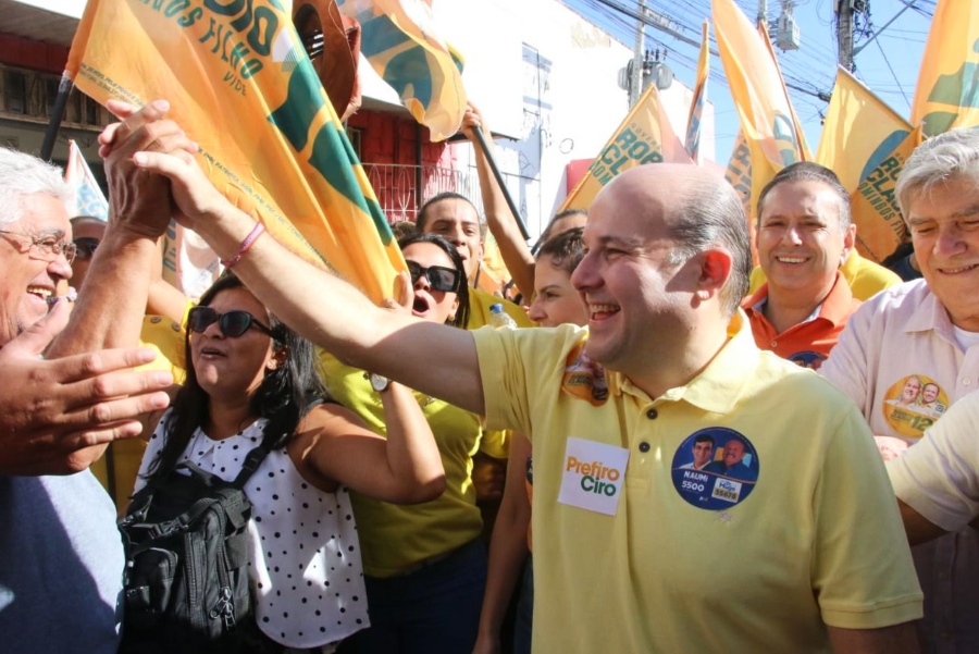 RC dialoga com a população e lideranças políticas na Capital e Interior do Estado