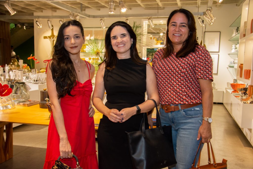 Sara Jessica, Luciana Lago E Claudia Santiago