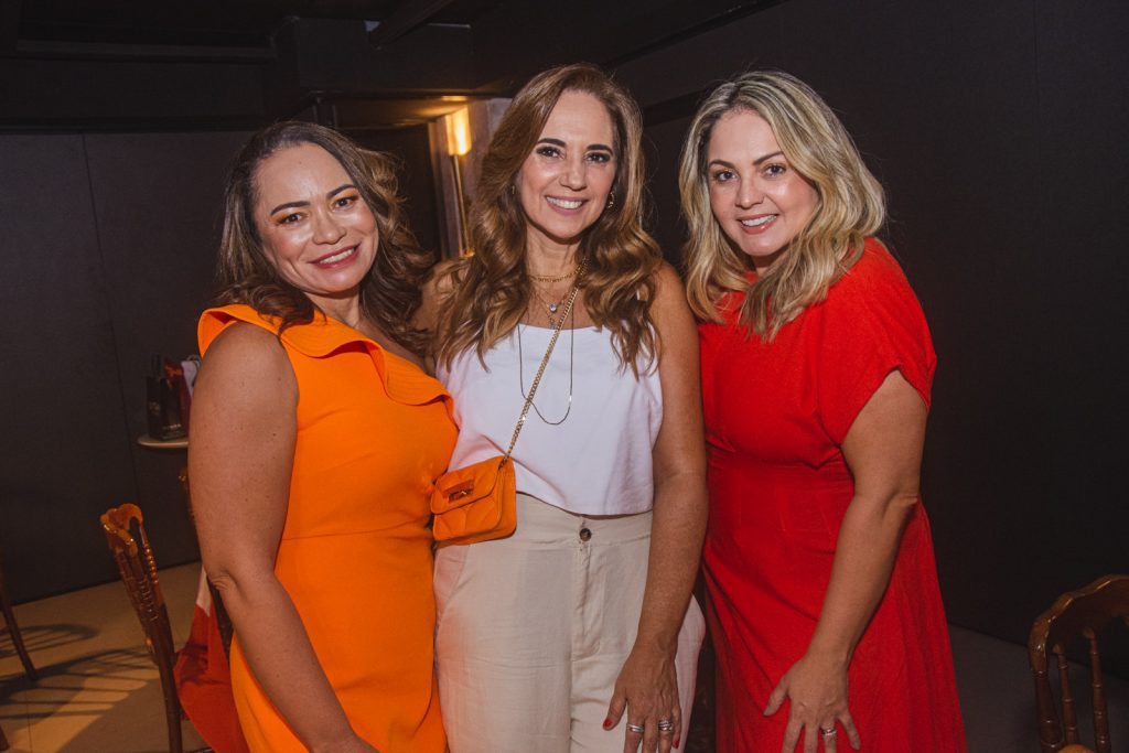 Simonia Fonseca, Susie Cabral E Karina Mota