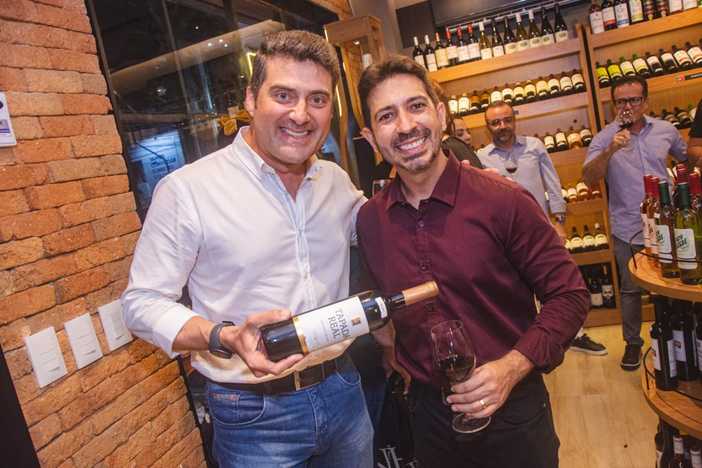 Sommelier Vicente De Paiva E Felipe Adjafre