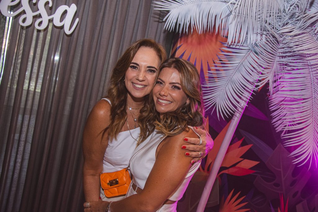 Susie Cabral E Vanessa Queiros