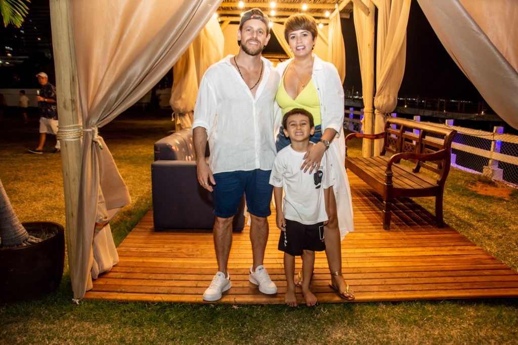 Thiago Camargo, Tati Cordeiro E Dom Camargo (3)