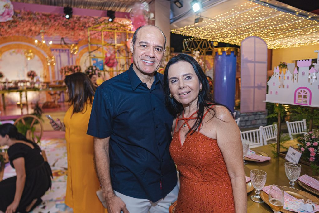 Valmir E Arlene Fialho