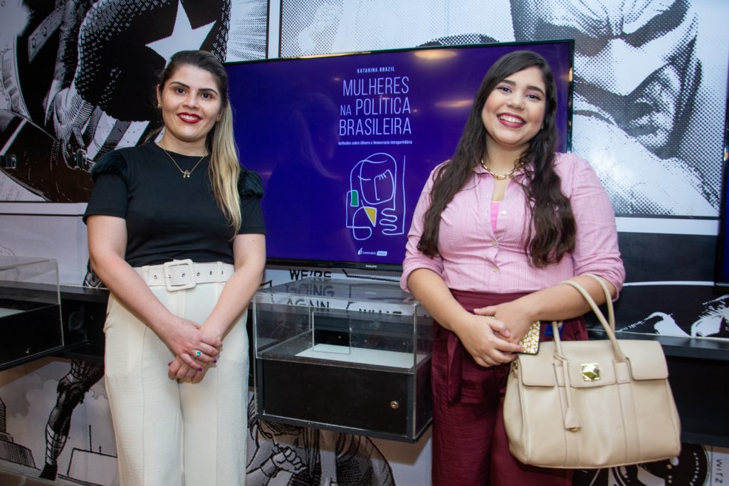 Vanessa Venancio E Brenda Lacerda