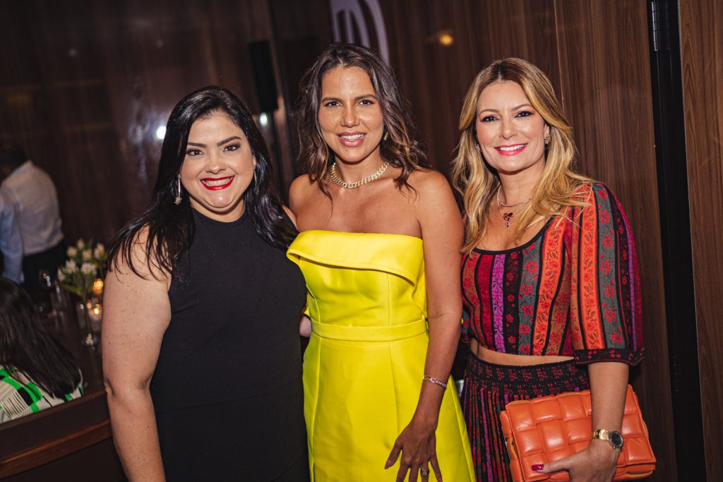 Viviane Almada, Ana Carolina Fontinele E Tatiana Luna