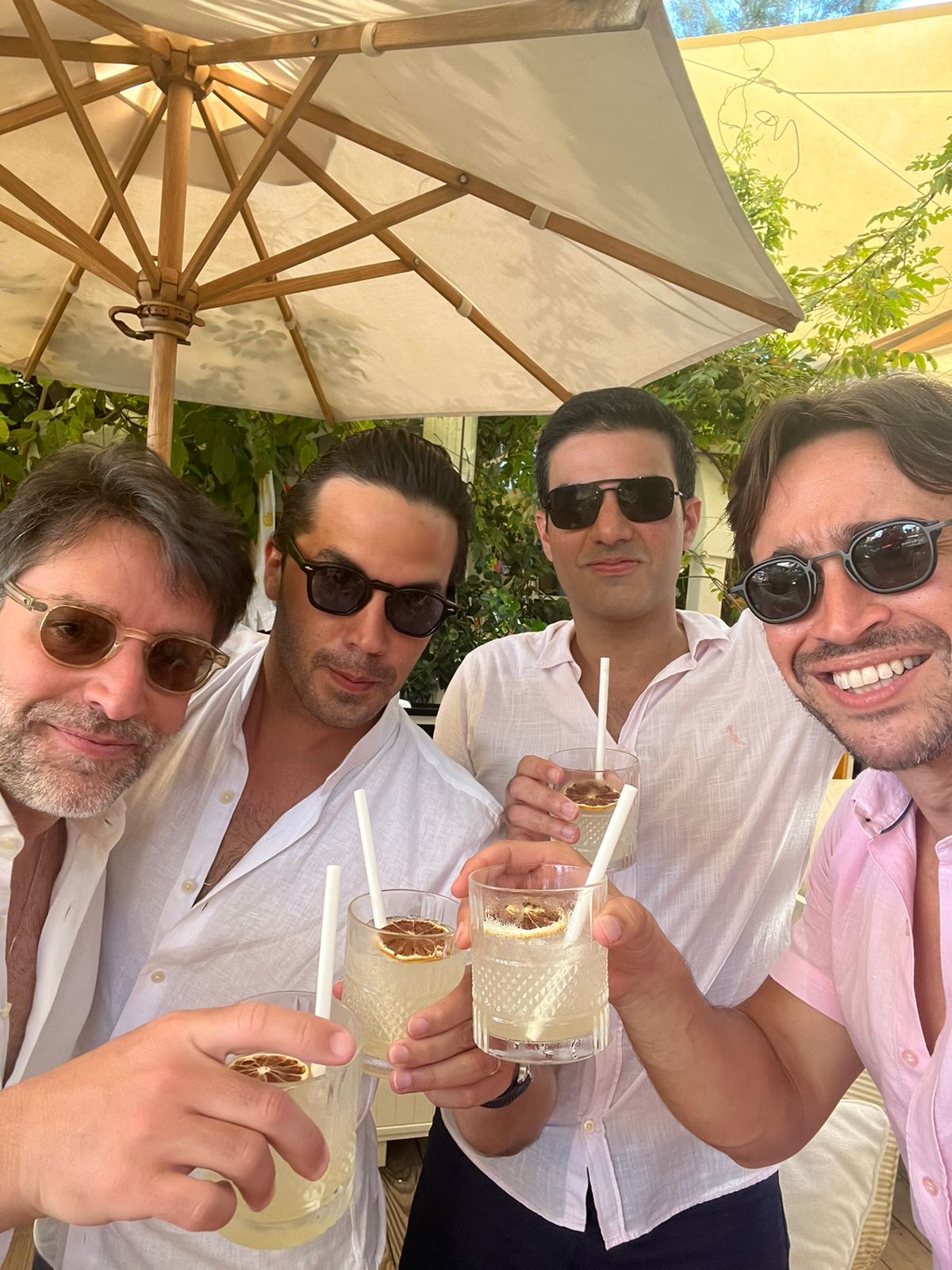 Cearenses curtem dia de sol, sal e balada em St.Tropez