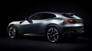 03 Rear 34 A Hr 1160x653