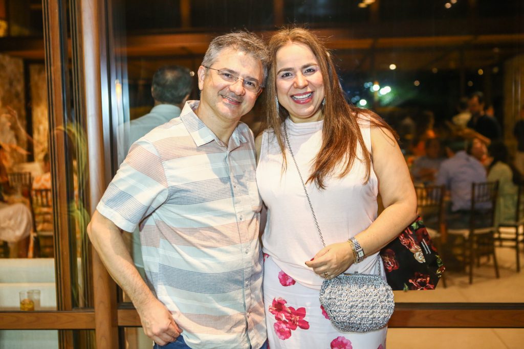 Alexandre E Paula Telles