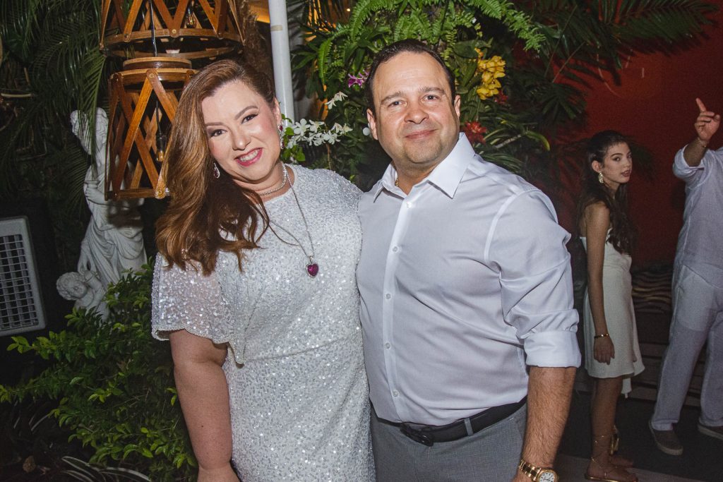 
				Aline Felix Barroso e Igor Queiroz Barroso
				